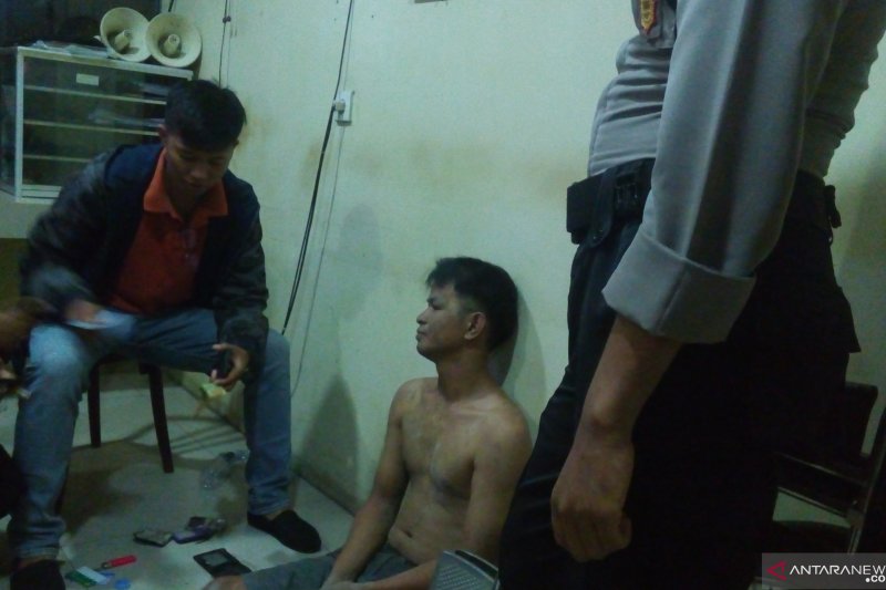 Demi pulang kampung, pria ini nekat curi kotak amal masjid