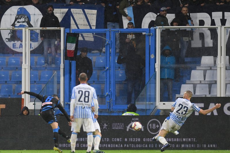 Mario Rui memastikan Napoli tekuk SPAL