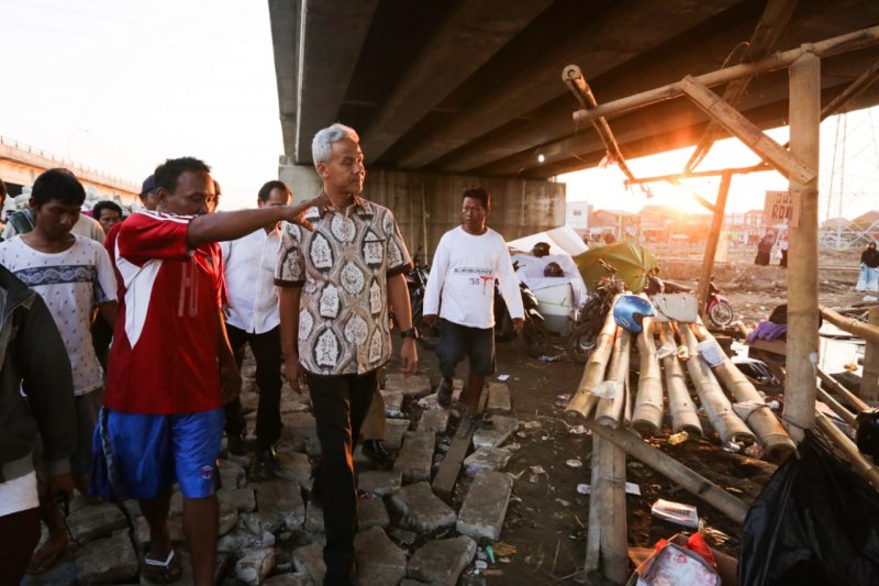 Gubernur kawal pembangunan hunian sementara warga Tambakrejo Semarang