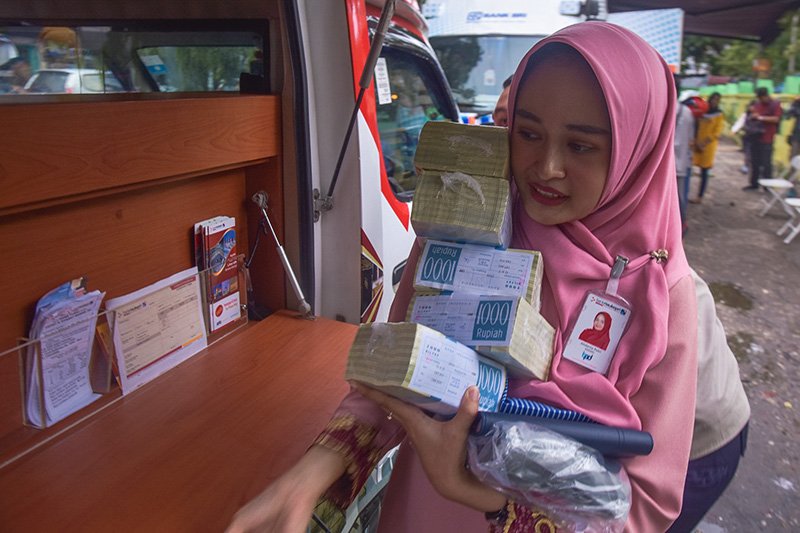 Yuk, Tukarkan Uang Kertas Baru untuk Lebaran