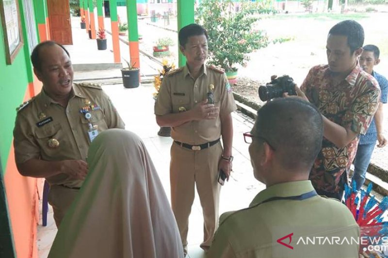 Konawe Utara biayai 10 mahasiswa kuliah kedokteran di Tiongkok