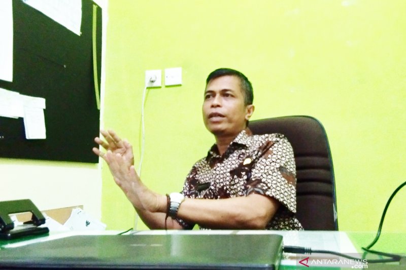 Harga minyak goreng dan gula pasir di Pesisir Selatan turun setelah operasi pasar