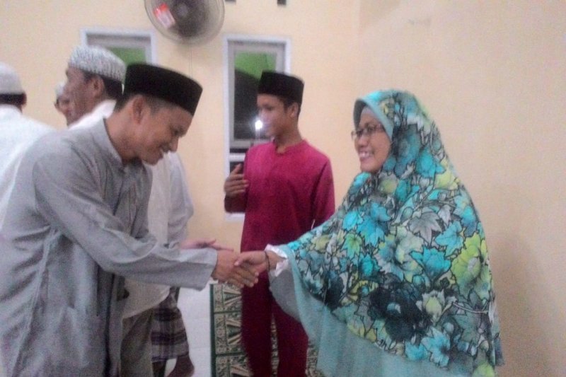 Wabup Natuna imbau masyarakat kembali bersatu