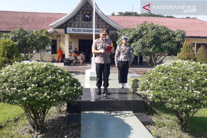 Polres Pasaman Barat turunkan 100 personil