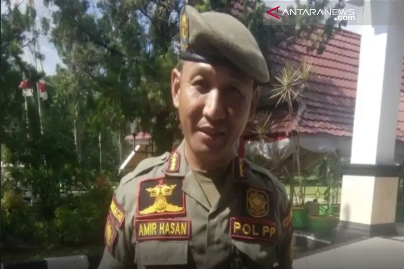 Satpol PP Kendari imbau pedagang takjil dan pakaian tertib saat berdagang
