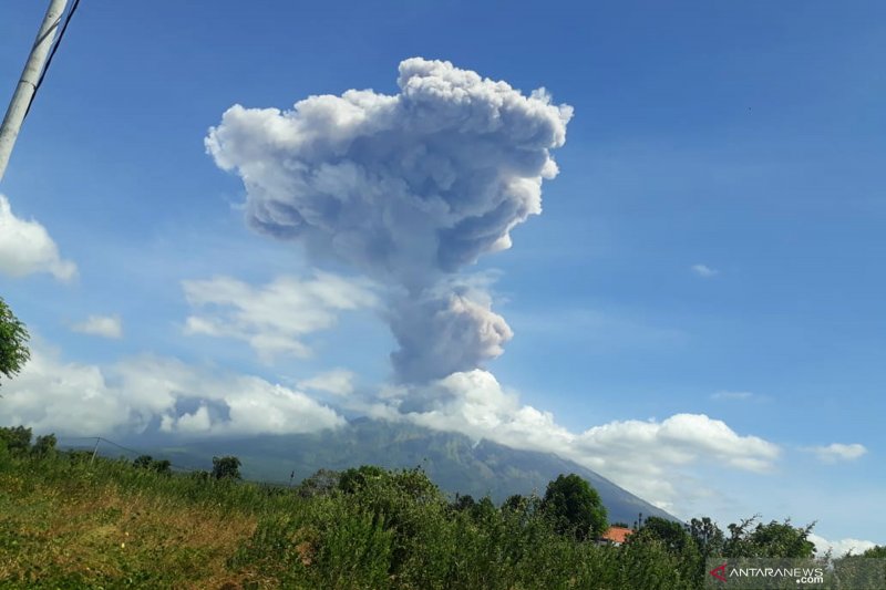 Erupsi Gunung Agung