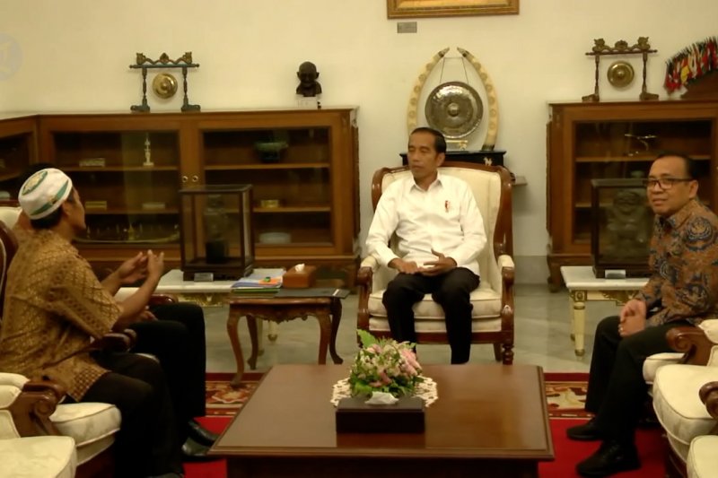 Pedagang kaki lima korban kerusuhan dipanggil ke istana