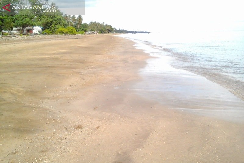 Pantai Sipakario Penajam Dibenahi Sambut Libur Lebaran