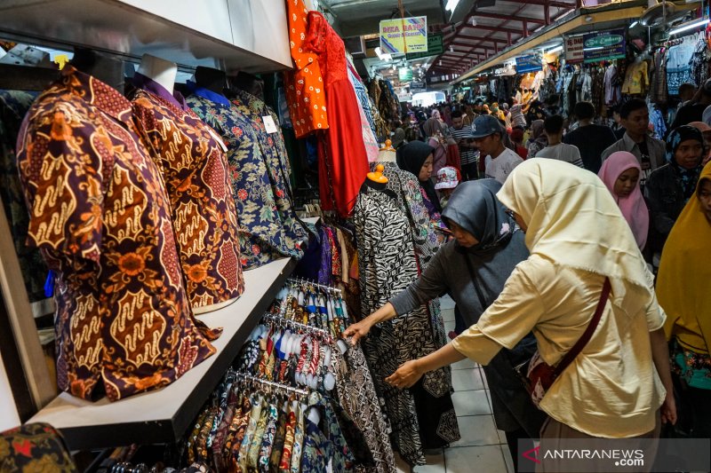 Tempat Berburu Oleh Oleh Batik Di Yogyakarta Antara News