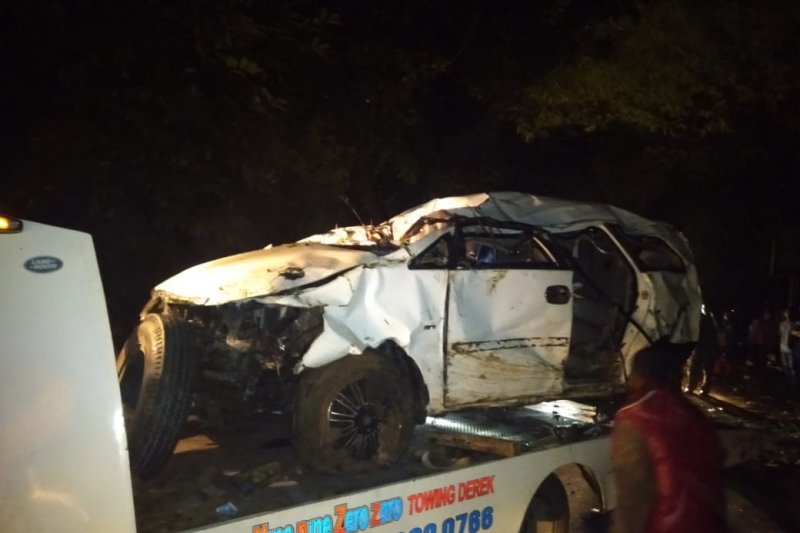 Mobil masuk jurang dua korban hilang di Batang Agam