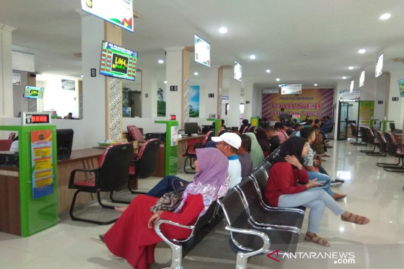 Bupati Kulon Progo minta ASN meningkatkan kinerja