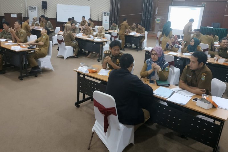 Pemprov Banten sidang disiplin 219 ASN bolos hari pertama kerja