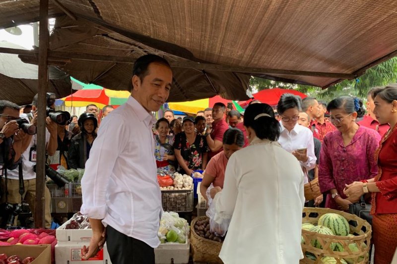 Jokowi bilang rekonsiliasi politik dengan Prabowo dapat di Keraton Yogyakarta