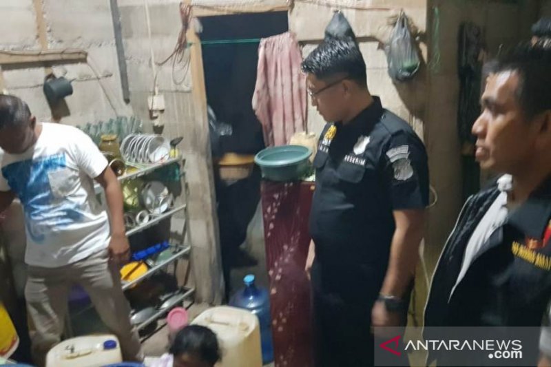 Polres Pasaman Barat Amankan 90 Liter Tuak
