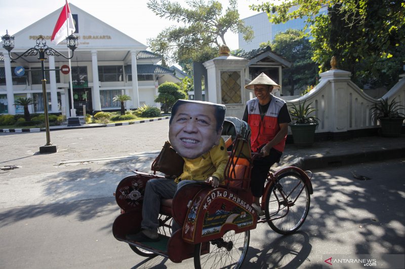 Aksi parodi kritik pelesiran Setya Novanto