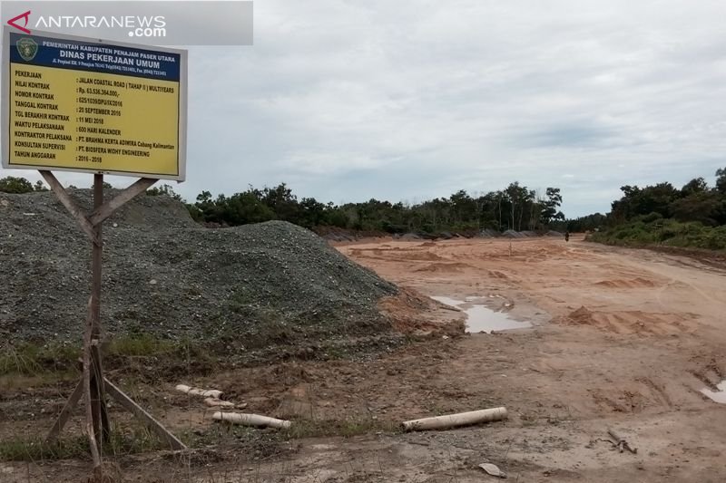 Ruas jalan nasional di wilayah Ibu Kota baru masih rusak