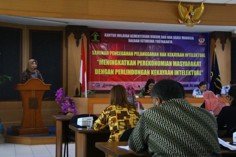 Disperindag Sleman mendorong pelaku UKM memiliki Hak Kekayaan Intelektual