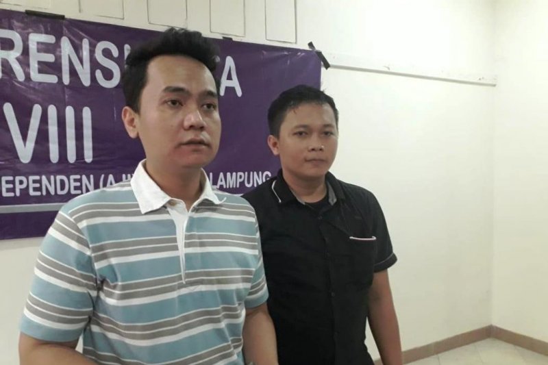 Hendry Sihaloho-Dian Wahyu nahkoda baru AJI Bandarlampung