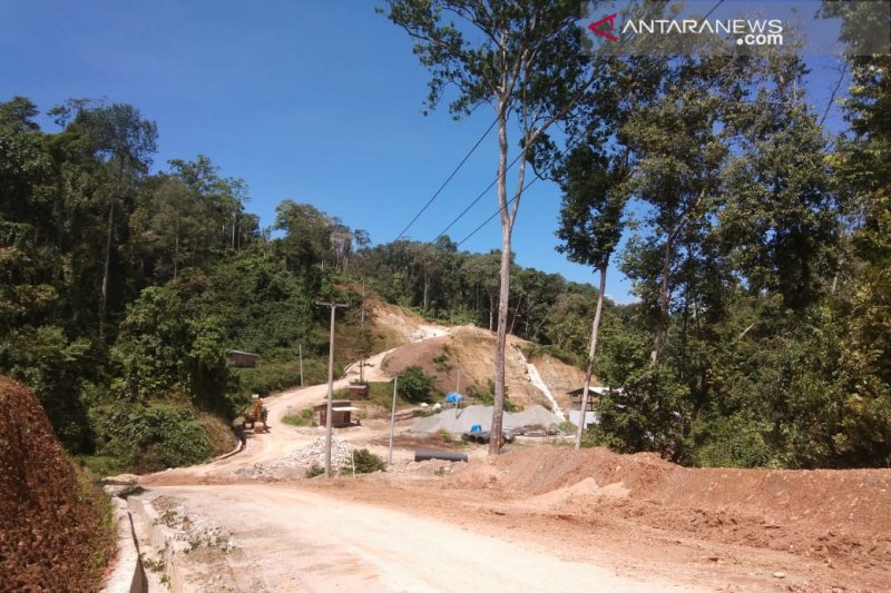 Pemkab Poso desak PT Arkora Indonesia bayar gaji buruh sesuai UMK