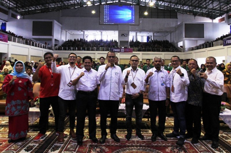 Telkomsel hadirkan aplikasi daring dukung pelaksanaan KKN mahasiswa Unand