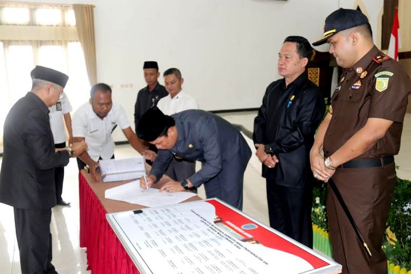 Ciptakan pemerintahan yang bersih, pejabat di Lamandau teken pakta integritas