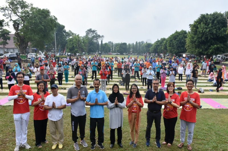 Pemkab Sleman menggelar program yoga untuk gencarkan gaya hidup sehat