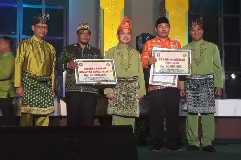 Perahu burung Tingang asal Kalteng terbaik pada STQ nasional 2019