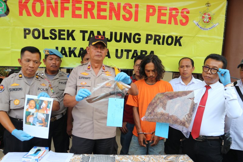 Aniaya istri dengan golok, pria pengangguran dibekuk polisi
