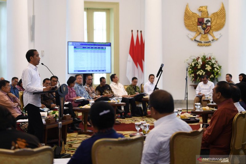 Investor harapkan menteri ekonomi berusia 41-50 tahun
