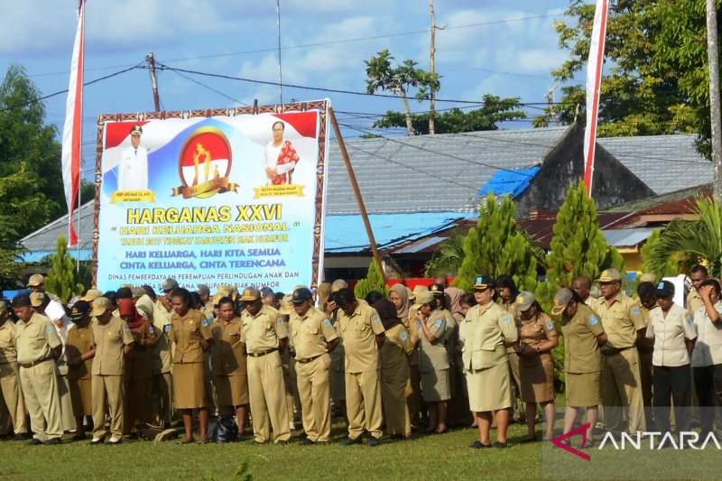 Pejabat Biak Numfor tekankan keharmonisan masa depan anak saat peringati Harganas