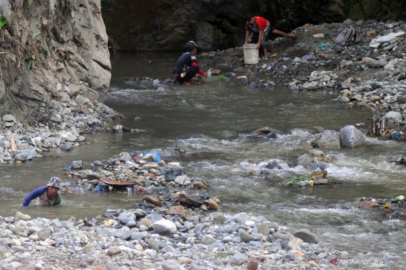 Pemkab Solok Selatan minta pemprov tertibkan tambang di Pinti Kayu