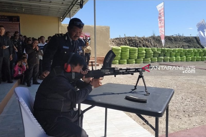 Polres Kupang memiliki lapangan tembak