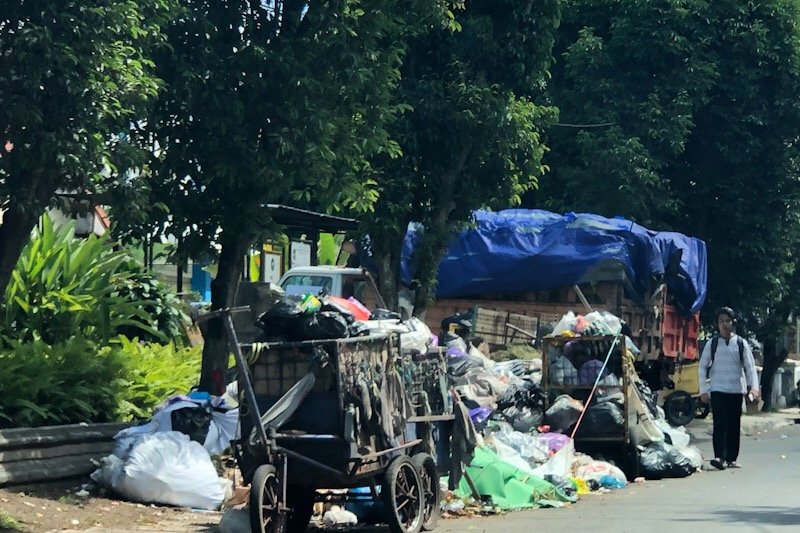 Pemkot Yogyakarta menyiapkan aturan pengurangan penggunaan plastik