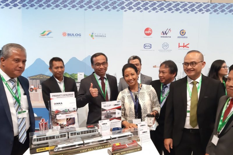 Rini dorong BUMN berkiprah di pasar global