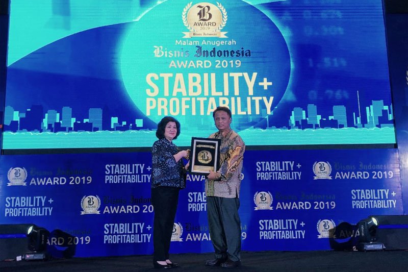 Astra Agro Emiten Terbaik Bidang Pertanian 2019