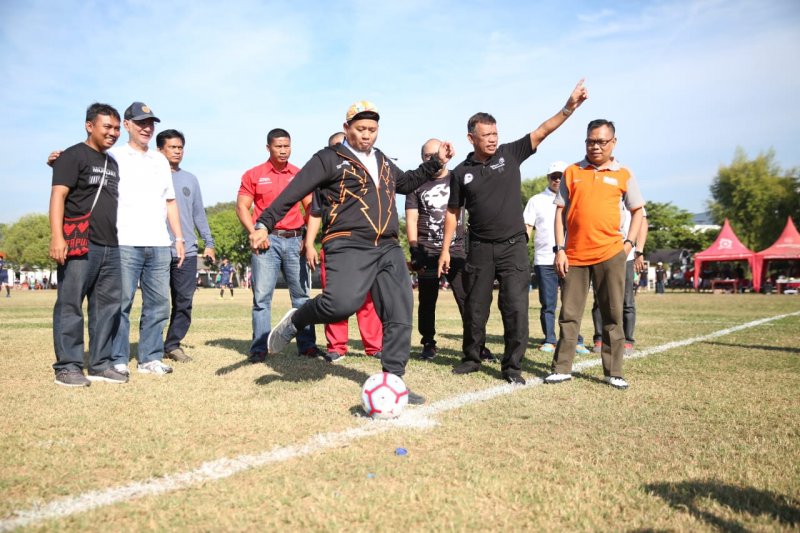 Pejabat Wali Kota Makassar buka Liga Gala Karya BUMN