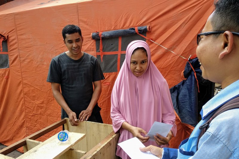 Wagub Sulsel bantu korban kebakaran di Makassar