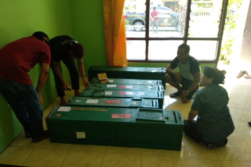 Enam Komodo gagal diselundupkan sudah berada di Riung