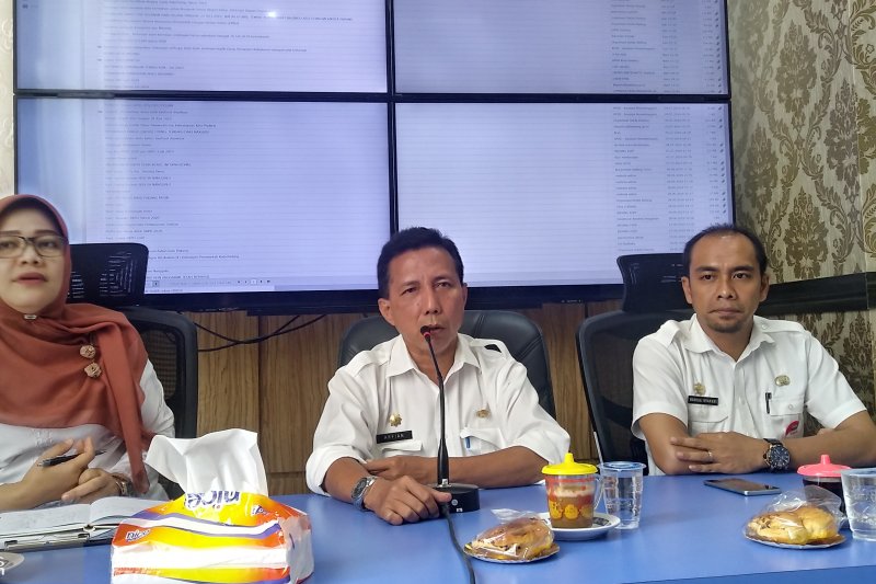 Ingin melihat bagaimana istri-istri gubernur se-Indonesia masak rendang? ini tanggalnya