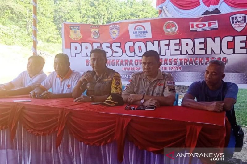 Polda Papua gelar grass track peringati HUT ke-73 Bhayangkara