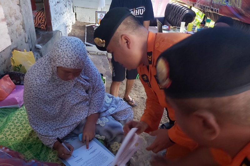 Keluarga La Ode Arham minta operasi pencarian korban dihentikan