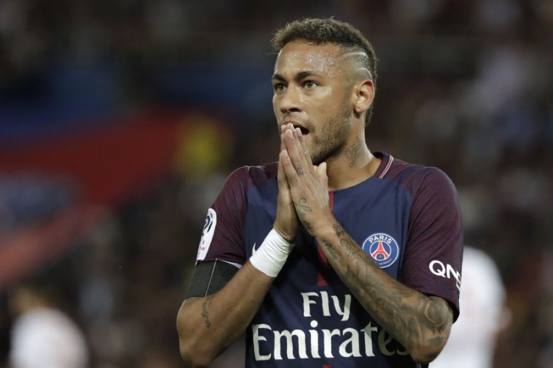 Meski sedang bersitegang Neymar ikut PSG ke China