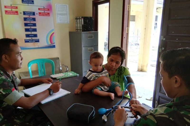 Dokter TNI layani kesehatan masyarakat pedalaman Kampar