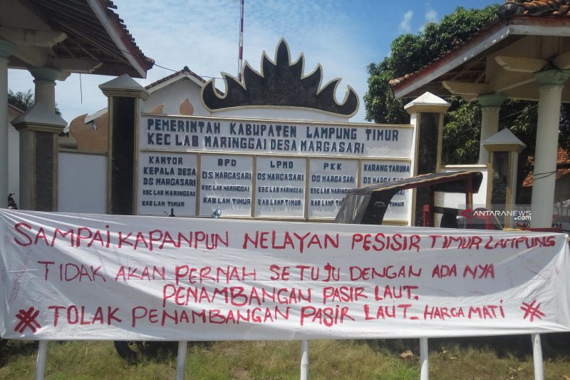 Nelayan Labuhan Maringgai kembali menolak tambang pasir laut