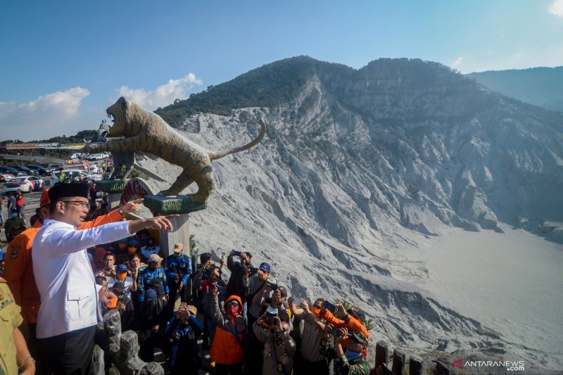 Download 620 Koleksi Gambar Gunung Takuban Perahu Paling Bagus Gratis