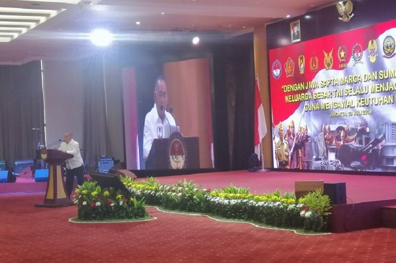 Menhan Ryamizard Ryacudu ingatkan TNI agar tidak berambisi pada kekuasaan