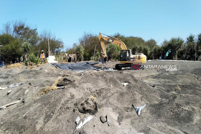 Pemkab Kulon Progo menertibkan delapan tambak udang (VIDEO)