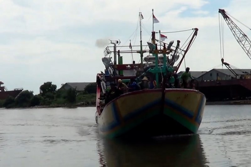 2.183 kapal ikan belum urus izin