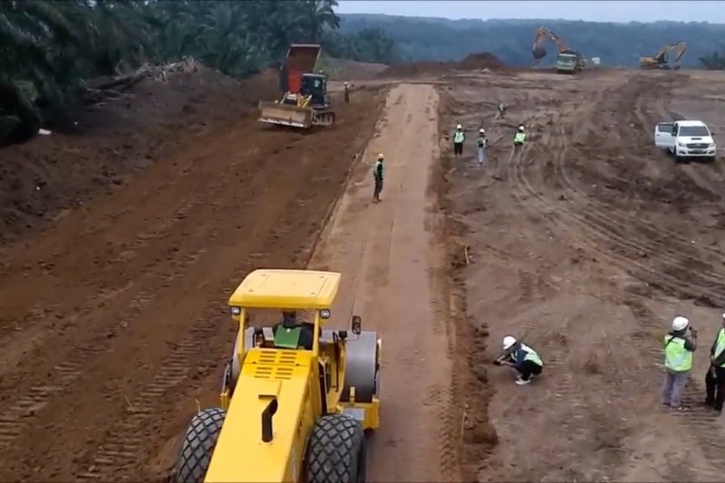 Pemprov Sumut berharap tol menuju Danau Toba cepat selesai