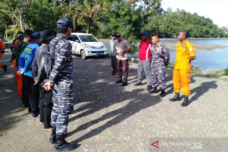 Pos SAR Serui lanjutkan pencarian korban jatuh dari KM Masirei